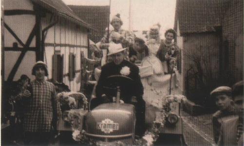 Karnevalszug 1958 in der Ptzgasse